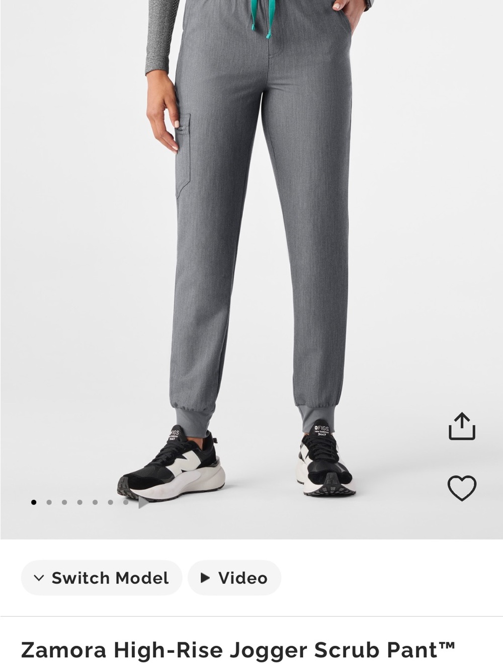 FIGS Women’s Graphite Scrub Set - Picture 3 of 3